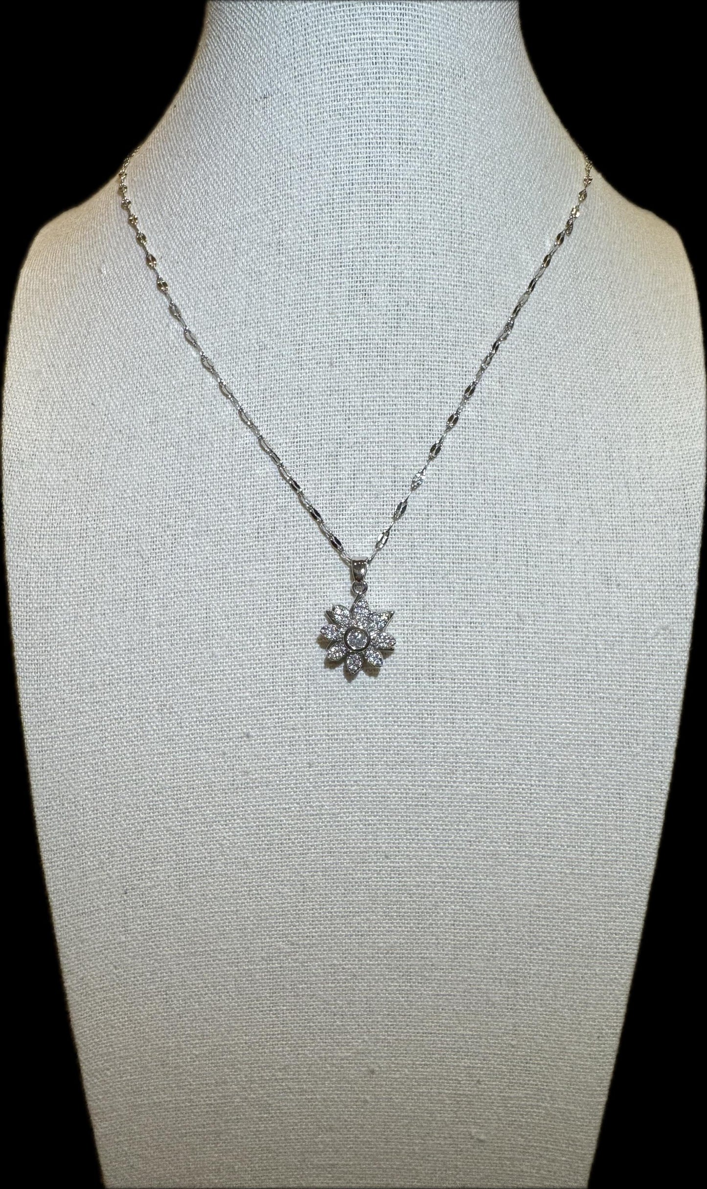 Silver Spinning Avens Bloom Necklace with Cubic Zirconia – Anxiety Relief Jewelry