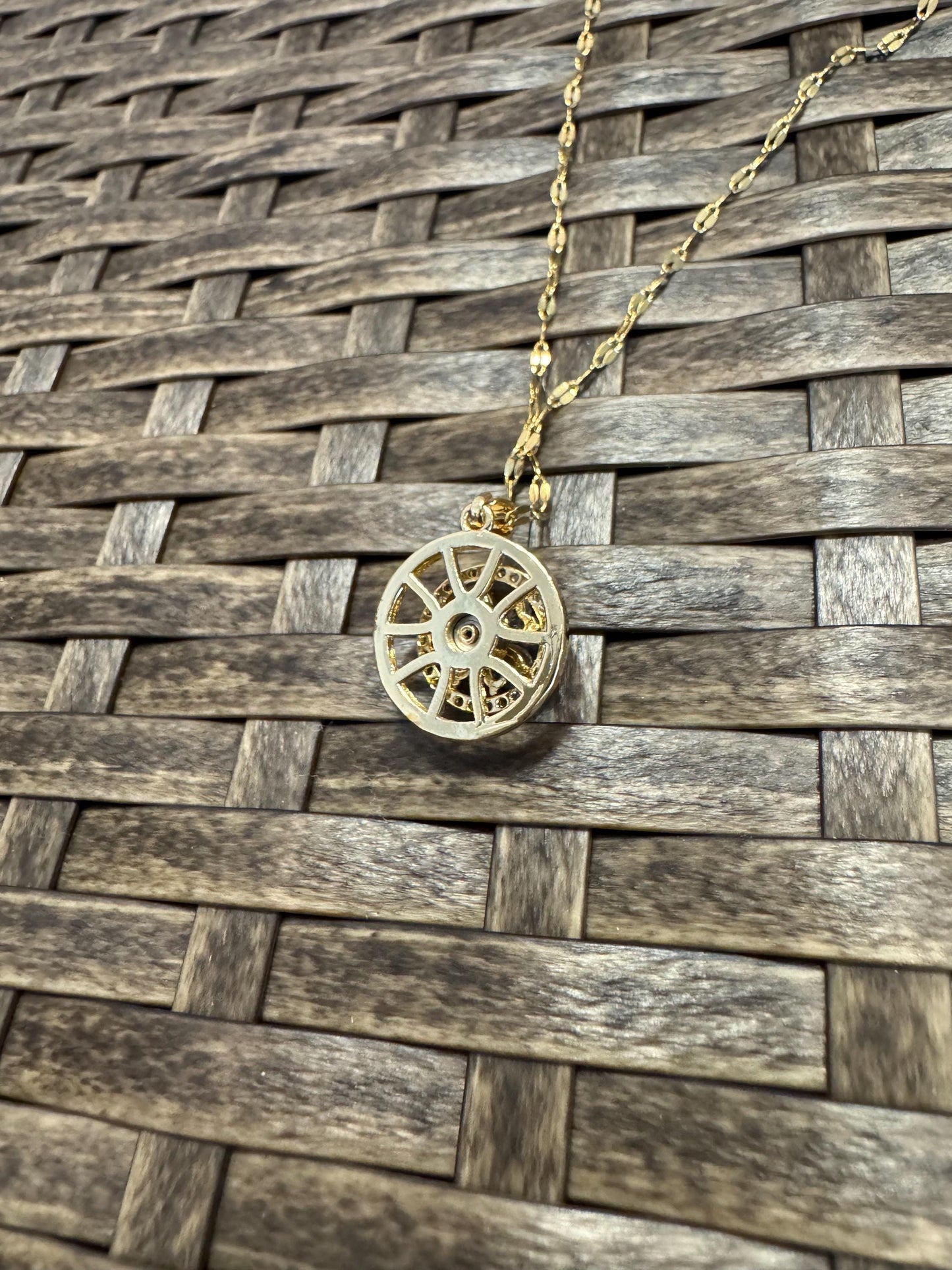 Gold Spinning Clover (Type #4) Necklace with Cubic Zirconia – Anxiety Relief Jewelry