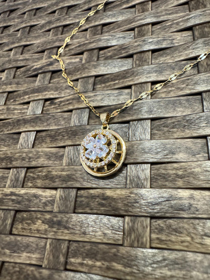 Gold Spinning Clover (Type #4) Necklace with Cubic Zirconia – Anxiety Relief Jewelry