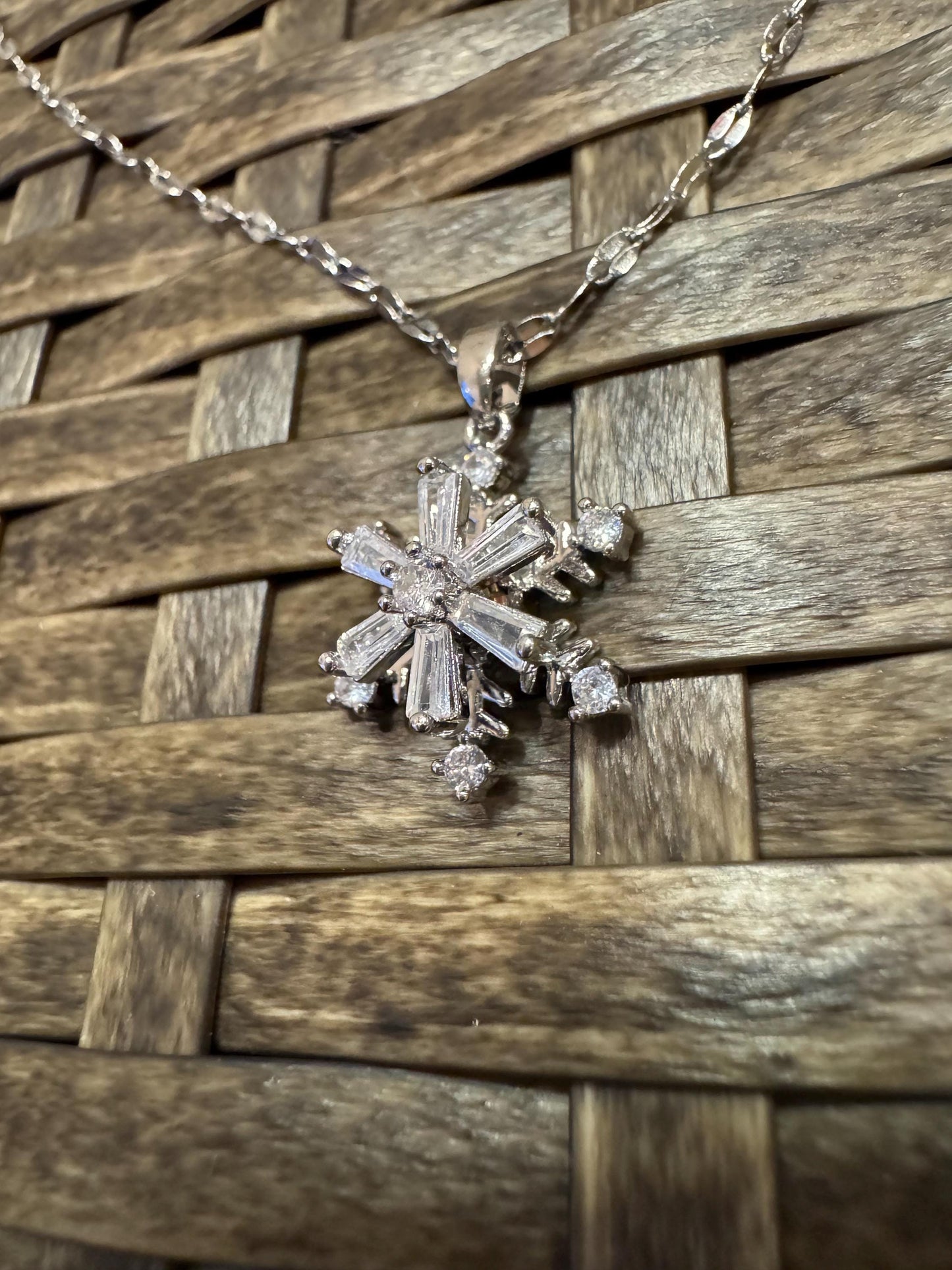 Silver Spinning Snowflake (Type #1) Necklace with Cubic Zirconia – Anxiety Relief Jewelry