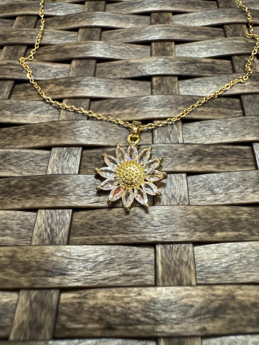 Dainty Gold Sunflower Necklace with Cubic Zirconia – Minimalist Floral Pendant Gift