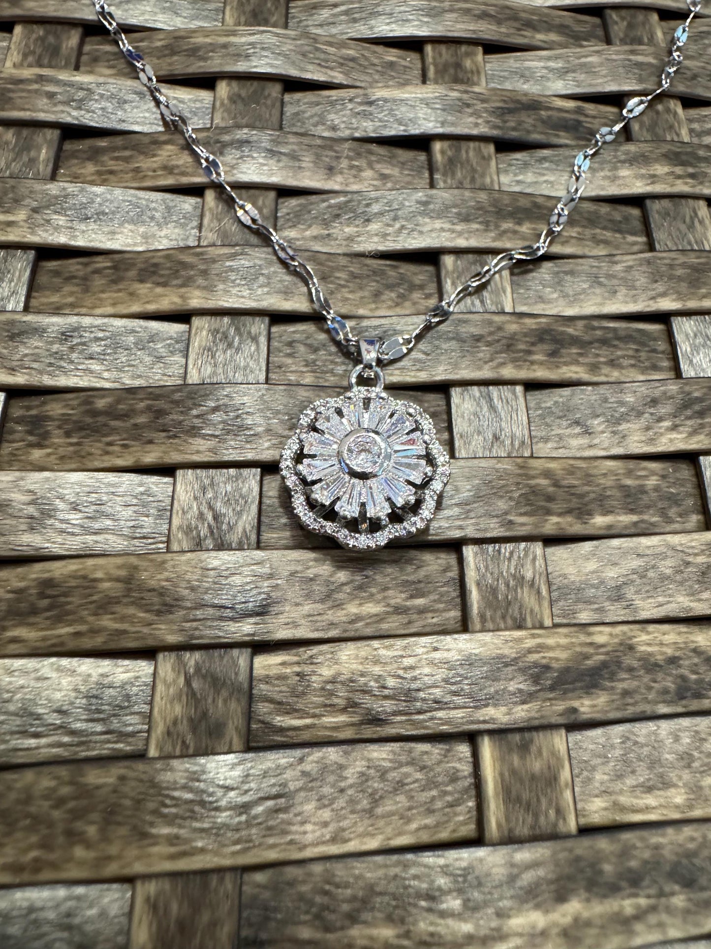 Silver Spinning Daisy Blossom Necklace with Cubic Zirconia – Anxiety Relief Jewelry