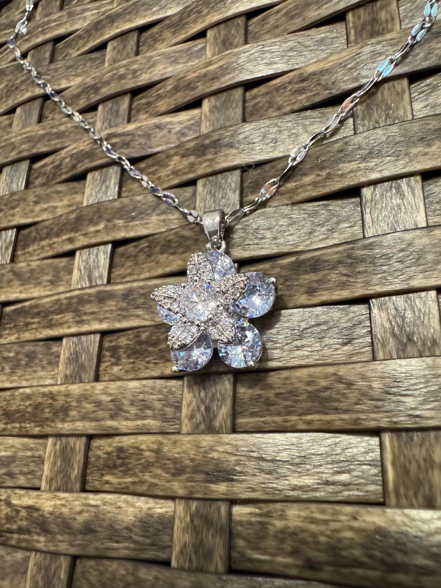 Silver Spinning Plum Blossom Necklace with Cubic Zirconia – Anxiety Relief Jewelry