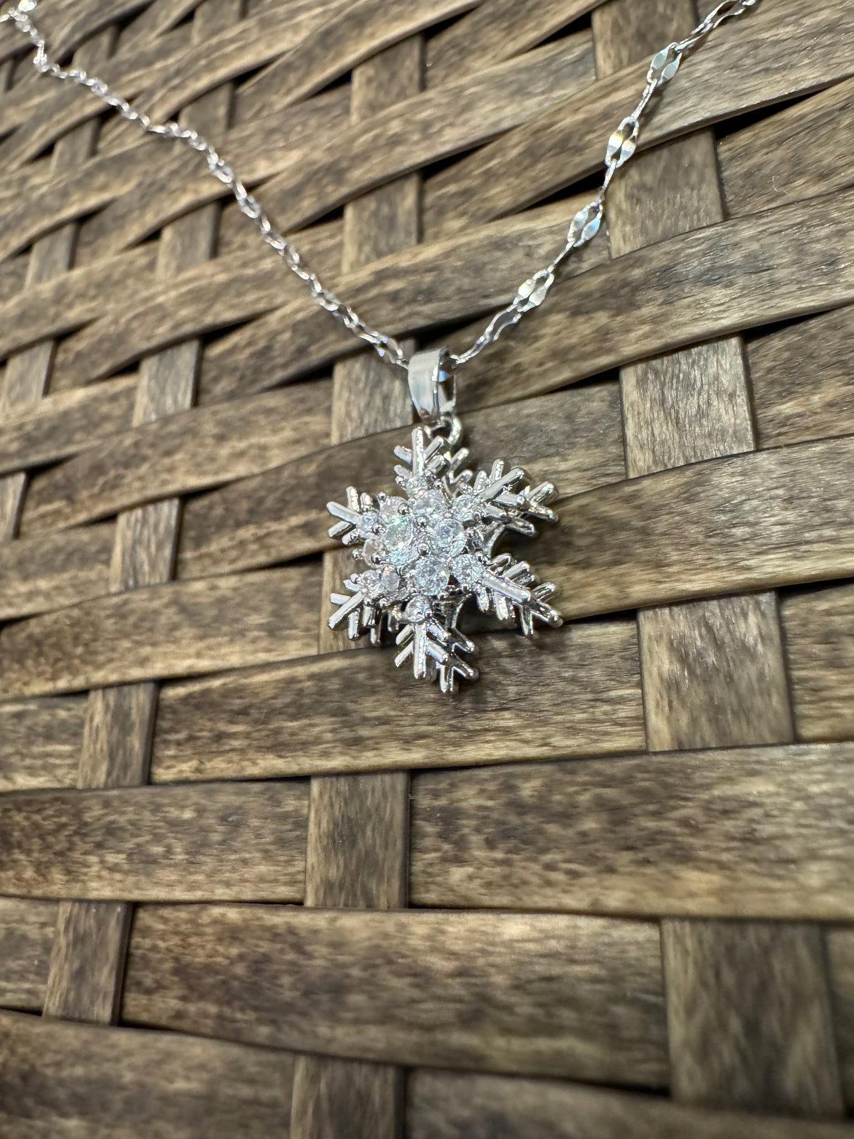 Silver Spinning Snowflake (Type #3) Necklace with Cubic Zirconia – Anxiety Relief Jewelry (Copy)