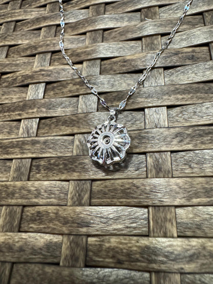 Silver Spinning Daisy Blossom Necklace with Cubic Zirconia – Anxiety Relief Jewelry