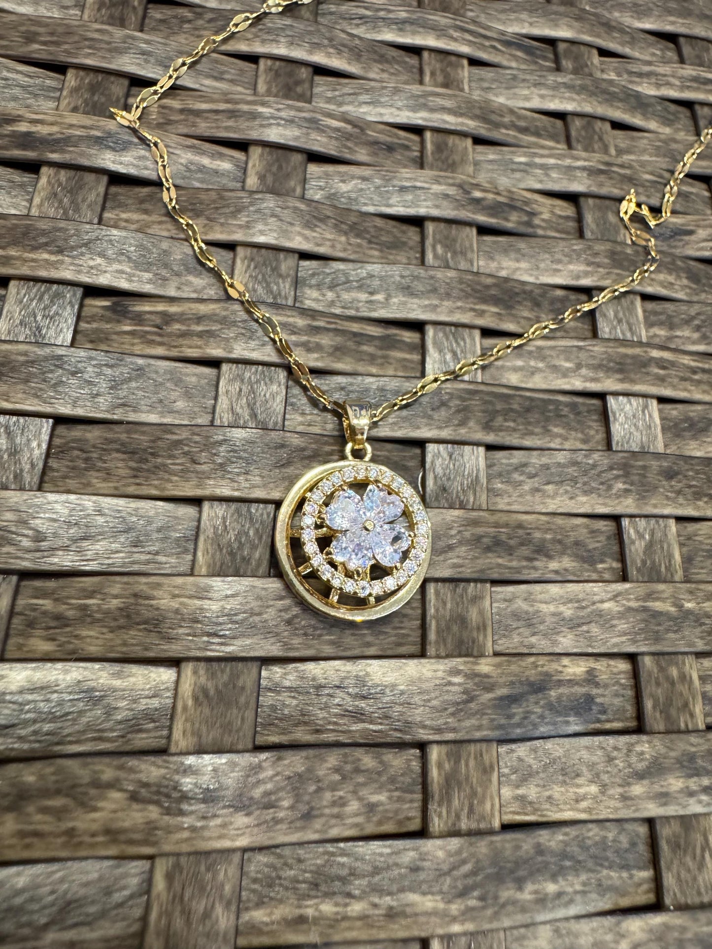 Gold Spinning Clover (Type #4) Necklace with Cubic Zirconia – Anxiety Relief Jewelry