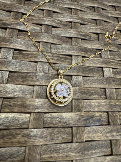 Gold Spinning Clover (Type #4) Necklace with Cubic Zirconia – Anxiety Relief Jewelry