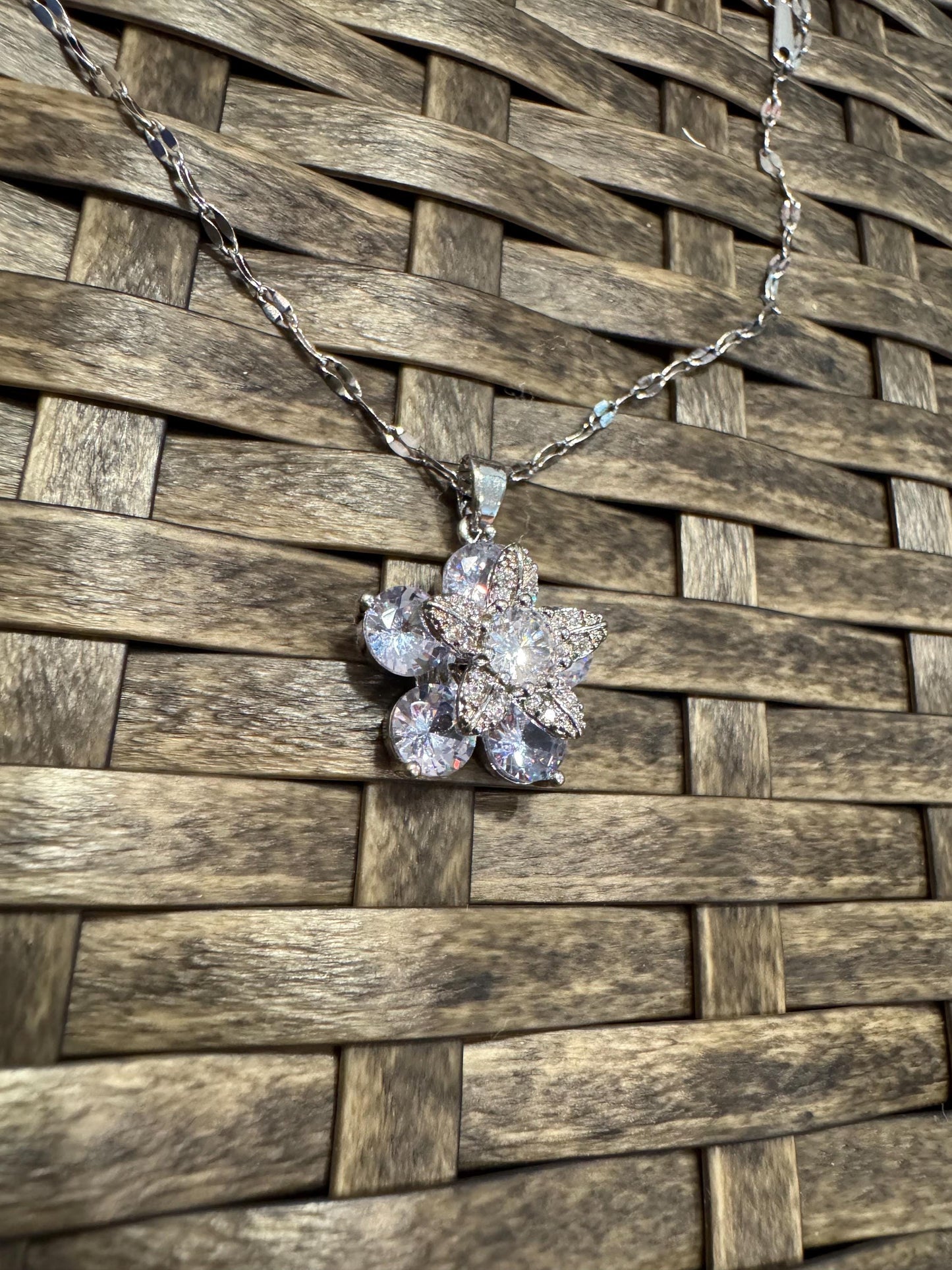 Silver Spinning Plum Blossom Necklace with Cubic Zirconia – Anxiety Relief Jewelry