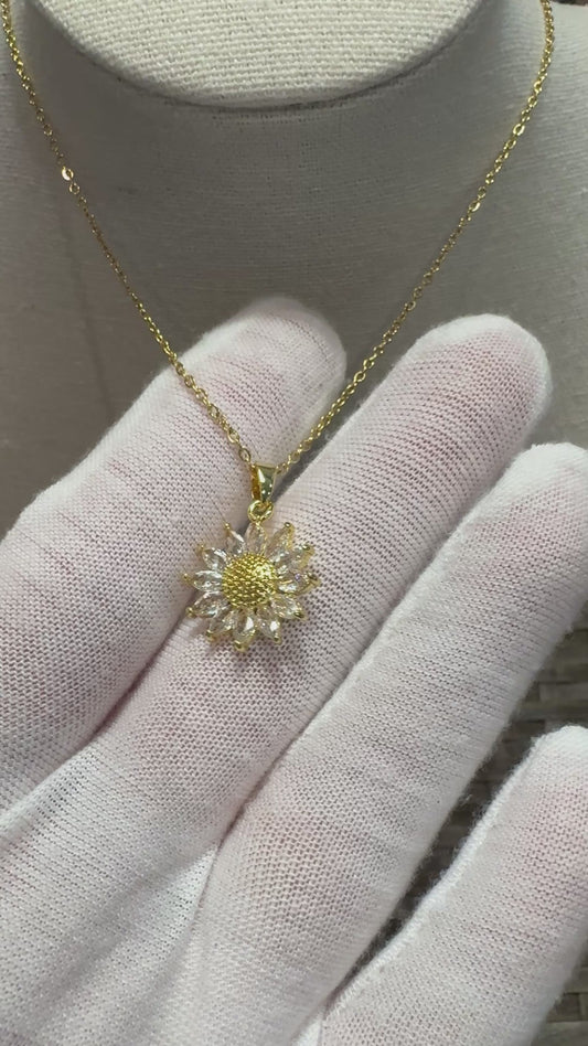 Dainty Gold Sunflower Necklace with Cubic Zirconia – Minimalist Floral Pendant Gift